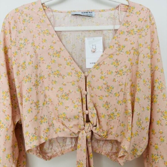 NWT Sophie Rue Pink Ditsy Floral Waist Tie Crop Top size XS - Picture 2 of 4